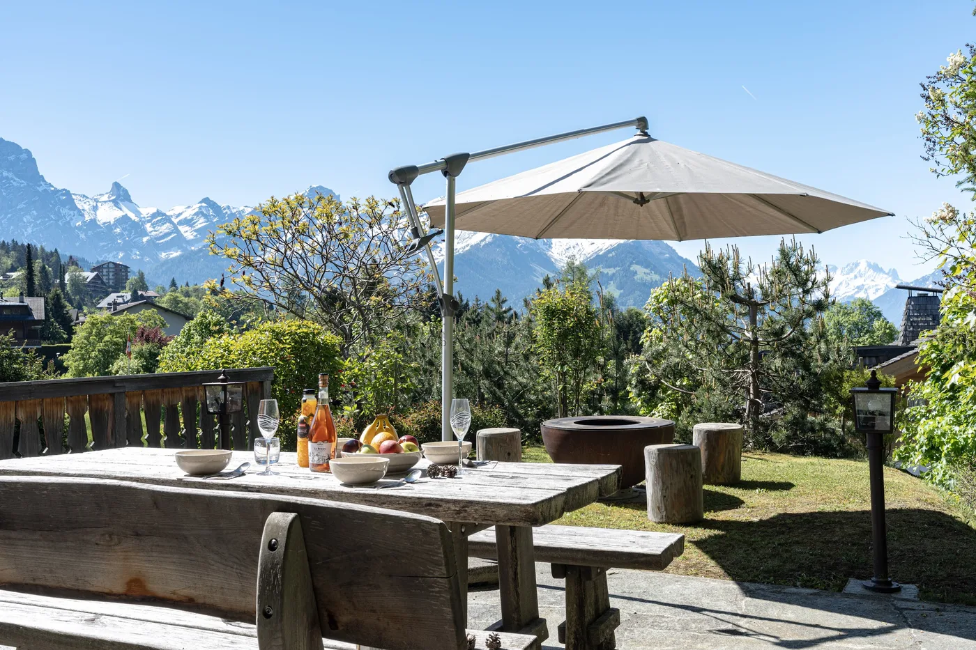 Terrasse ensoleillée d'un chalet en gestion locative à Villars-sur-Ollon